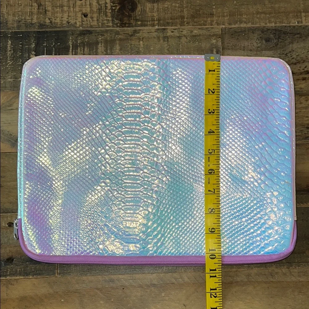 Iridescent Snakeskin Tablet Sleeve